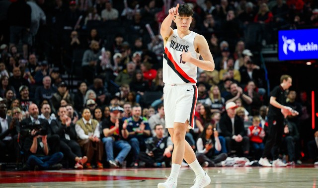 开云体育官网-还要努力！杨瀚森共出战43场 场均7分钟2分1板&amp;命中率31%/12%/82%