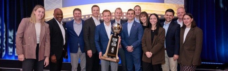 开云官网-NBA官方：骑士荣获年度最佳球队奖 在多项营销方面都创下了纪录