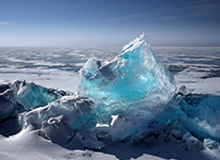 kaiyun-松弛！谢尔基对阵切尔西的比赛中玩立水瓶游戏